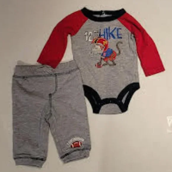 2 NWT & 1 NWOT Boys 3 month outfits -see description for details - Picture 4 of 5